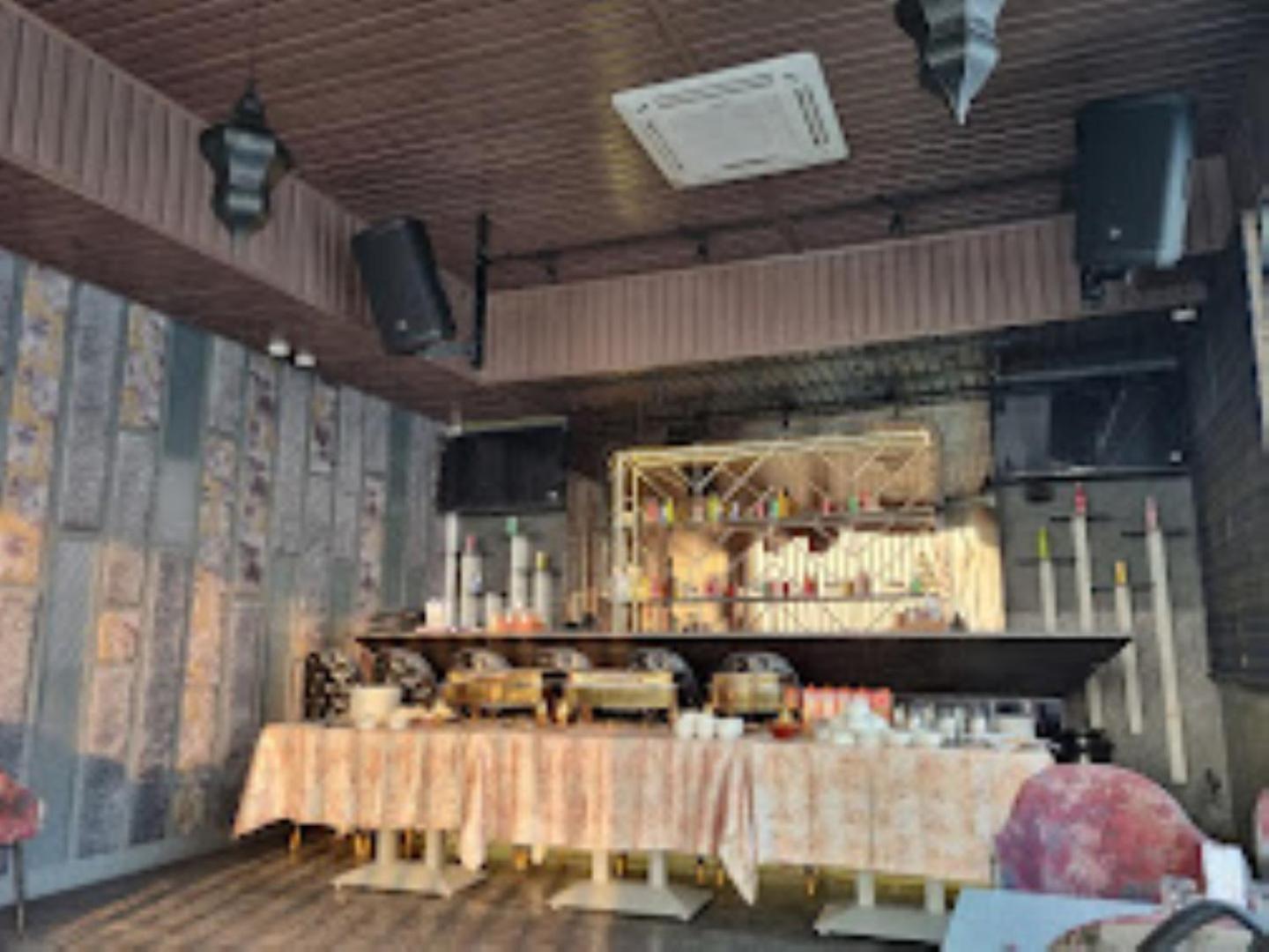 Red Orchid Hotel Канпур Экстерьер фото